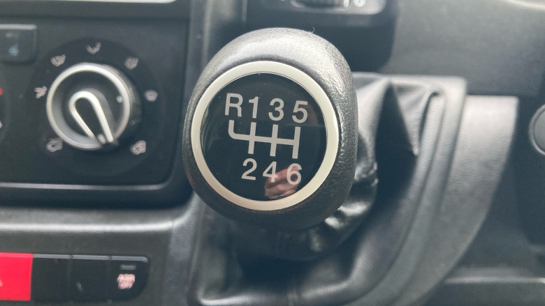 Citroen Relay 35 L3 Diesel 2.2 BlueHDi H2 Van 140ps Enterprise Edition